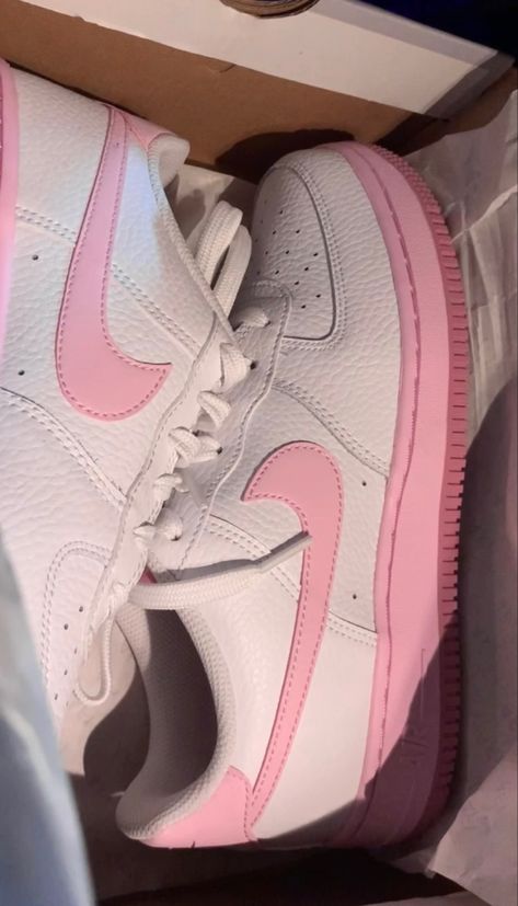 Pink Forces, Nike Air Force Pink, Pink Air Forces, Air Force Pink, Pink Airforce, Pink Nike Air Force 1, Nike Air Force 1 Pink, Pink Air Force 1, Nike Rosa