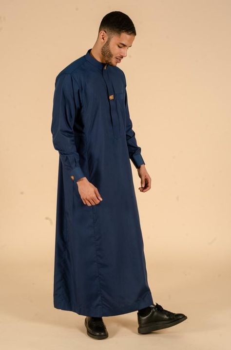 Discover the latest Jubba Thobes with CAVE. Shop from a range of different styled Thobes from Designer thobes to traditional thobes, wedding thobes, luxury thobes, classic thobes, collared thobes and the everyday Omani thobes. Available in a variety of sizes and colours from the occasional white to the all day greys. Thobes Men Arab, Arabic Outfits, Thobes Men, Arabic Outfit, Muslim Nikah, Nikah Wedding, Nikah Dress, Lux Fashion, Indian Men