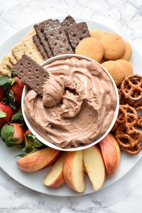 Nutella Champagne Dip: A super creamy, fluffy, whipped Nutella dip that gets a tangy upgrade from the addition of champagne. Pairs perfectly with fruit, graham crackers, pretzels and more! | stressbaking.com #holidays #boozy #dessert #champagne #nutella #newyearseve #partydip Champagne Dip, Whipped Nutella, Baking Recipes Dinner, Nutella Dip, New Years Eve Dessert, Champagne Recipe, Baking Dessert Recipes, Christmas Holiday Recipes, Holiday Baking Christmas