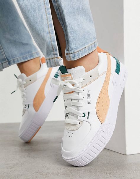 Sneakers Puma Women, Puma Shoes Women Outfit, Puma Sneakers Womens Outfit, Puma Sneakers Outfit, Puma Cali Sport, Puma Women Shoes, Puma Shoes Women, White Puma Sneakers, Puma Cali