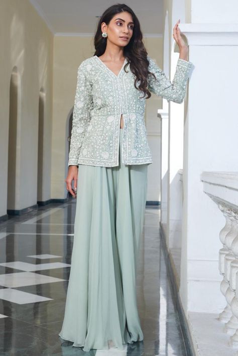 Sharara Design With Blouse, Peplum Top With Garara, Baby Frock Design, Designer Sharara, Sharara Pants, Lehenga Designs Simple, Baby Frock, Indian Dresses Traditional, Indian Gowns Dresses