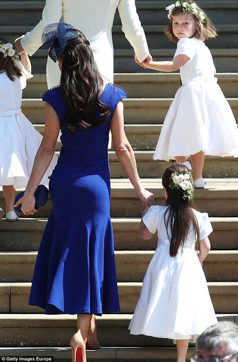 Meghan Markle's best friend 'stole the show' at the royal wedding on Saturday - after having a 'Pippa moment' British Wedding Guest Attire, Pippa Middleton Wedding, Estilo Meghan Markle, Pagent Dresses, Jessica Mulroney, Canadian Fashion, British Wedding, The Royal Wedding, Gold Gown