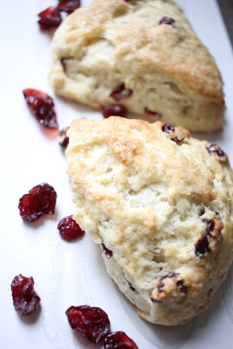 Dairy Free Almond Cranberry Scones - Newman's Nest Dairy Free Scones, Cranberry Scone, Dairy Free Recipe, Cherry Scones, Dairy Free Cooking, Dairy Free Recipes Easy, Dairy Free Baking, Cranberry Scones, Scones Recipe Easy