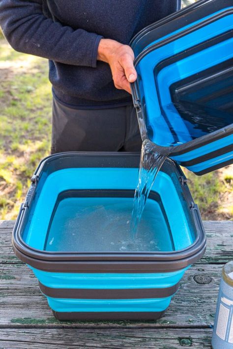 How To Wash Dishes While Camping, Washing Dishes Camping, Washing Dishes While Camping, Camping Handwashing Station, Diy Camp Sink, Camping Dish Washing Station, Camping Hand Washing Station, Camping Wash Station, Dishwashing Station