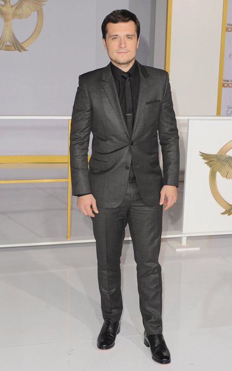 Pin for Later: Are These Hot Stars Shorter Than You Think? Josh Hutcherson = 5'7" Premiere Looks, The Mockingjay, Schoolboy Q, Hottest Guys, Big Skirts, Hunger Games Mockingjay, Hunger Games Series, Peeta Mellark, Hunger Games Catching Fire