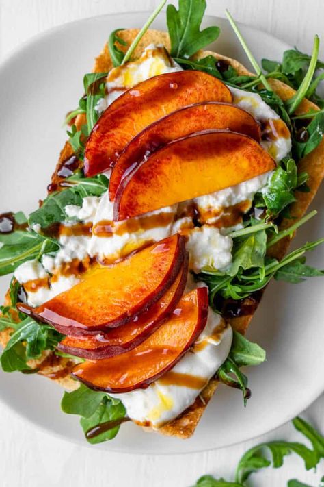 Arugula Toast, Burrata Recipes, Caprese Sandwiches, Burrata Toast, Salad With Burrata, Peach Burrata, Burrata Recipe, Healthy French Toast, Italian Night