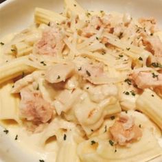 Tuna Alfredo with Penne Pasta - Allrecipes.com Tuna Alfredo, Easy Tuna Recipes, Penne Pasta Recipe, Tuna Casserole Easy, Penne Pasta Recipes, Pasta Recipes Alfredo, Pasta Alfredo, Tuna Noodle, Tuna Noodle Casserole