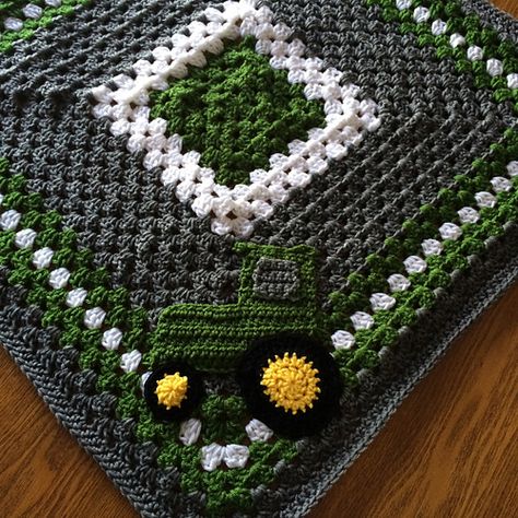 Crochet John Deere Blanket, Crochet Tractor Pattern Free, Tractor Crochet Pattern, Crochet Tractor, John Deere Baby, Crochet Blanket Pattern Easy, Crochet Fun, Women Hats, Crochet Granny Square Blanket