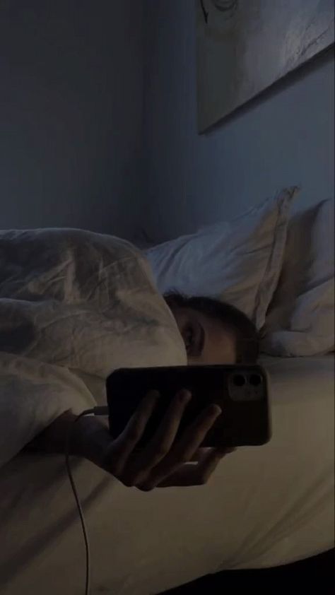 Late Night Phone Call Aesthetic, On Phone In Bed, Low Screen Time Aesthetic, Dancing Alone In Your Room, Phone Addict Aesthetic, Laying In Bed Aesthetic, Asleep Aesthetic, No Phone Aesthetic, Sleeping Alone