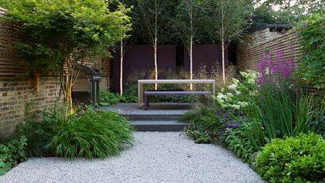 Geen grote tuin maar wel sfeervol met veel planten en zelfs bomen! Gravel Courtyard, Peter Fudge, Narrow Garden, Australian Native Garden, Contemporary Garden Design, Areas Verdes, Australian Garden, Contemporary Garden, Native Garden