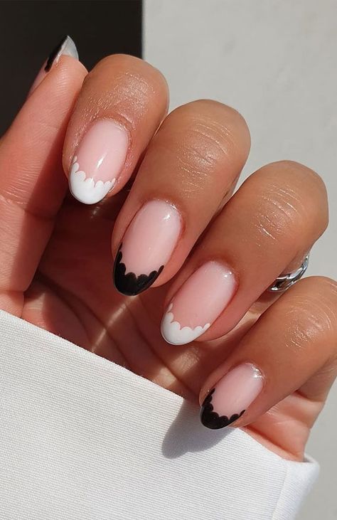 black and white scallop tip nails, autumn nails 2021, fall nail designs 2021, french tip nails, autumn french nails 2021, fall french nail colors 2021, fall acrylic nails, september nails, fall nail designs, french nails 2021 autumn Monochrome Nails, Simple Fall Nails, September Nails, French Tip Nail Designs, Minimalist Nail Art, French Nail Designs, White Nail Designs, Tip Nails, Fall Nail Colors