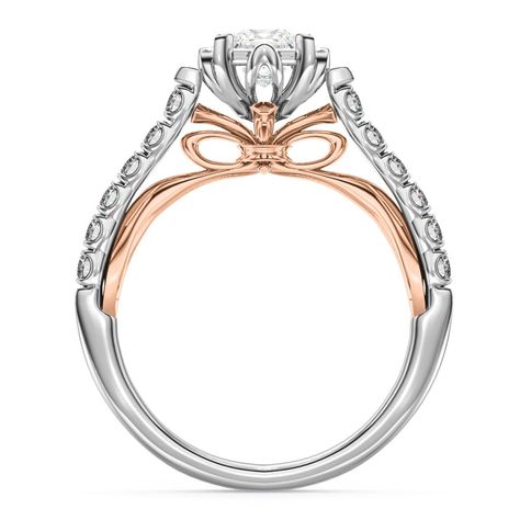 Elegant Wedding Butterfly Ring With Prong Setting, Luxury White Gold Butterfly Engagement Ring, Luxury Romantic Solitaire Jewelry, Luxury Romantic Solitaire Ring, Luxury Butterfly-shaped Engagement Jewelry, Solitaire Diamond Engagement Ring, Bow Ring, Unique Diamond Rings, Princess Cut Diamond