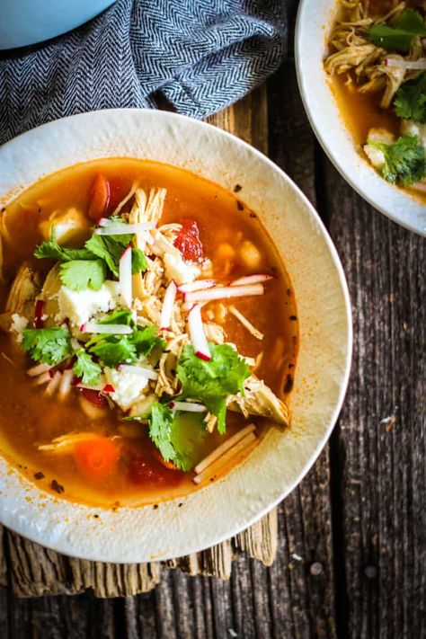 Pasole Recipe, Chicken Posole, Easy Weekday Dinners, Recipe With Chicken, Slow Cooker Chicken Tacos, Gluten Free Cookbooks, Slow Cooker Recipe, Best Gluten Free Recipes, Best Slow Cooker