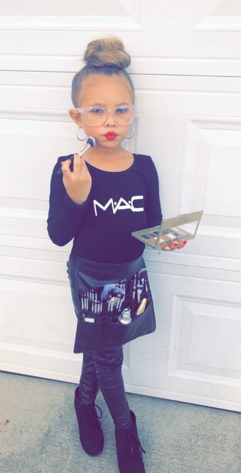 Makeup Artist Costume For Kids, Dress As Your Career Day, Diy Career Day Outfits For Kids, Dress Up As A Teacher For Career Day, Artist Career Day Costume, Career Day Ideas Costumes, Career Dress Up Day At School, Career Day Outfit For Kids, Diy Career Day Costumes For Kids