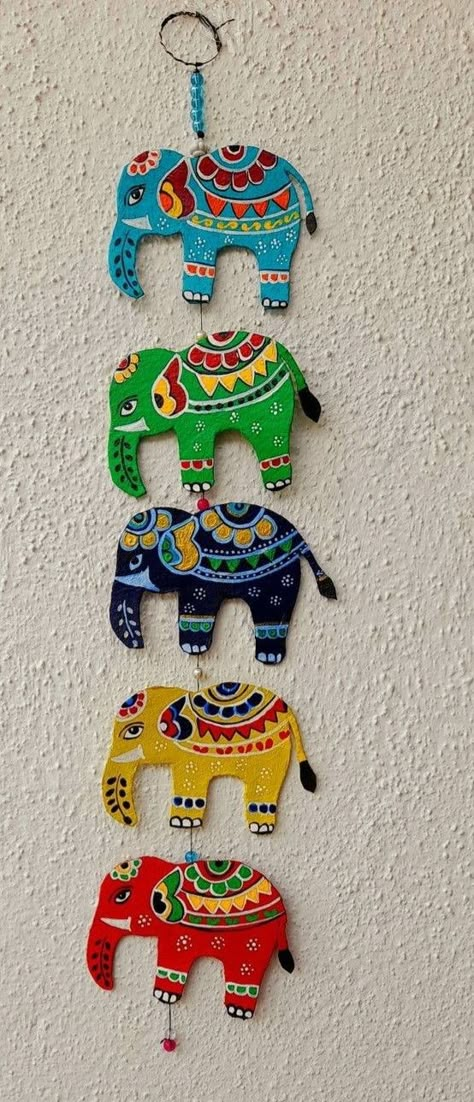 Ram Painting, Indian Diy, Elephant Indian, Hanging Decorations Diy, Diwali Ideas, Siya Ram, Elephant Wall Hanging, Hanging Crafts, Coconut Shell Crafts