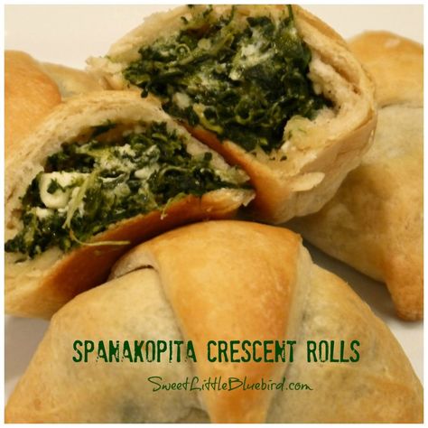 Spanakopita Crescent Rolls Easy Crescent Roll Recipes, Crescent Roll Recipes Dinner, Macedonian Food, Crescent Recipes, Crescent Roll Recipes, Crescent Roll, Spinach Recipes, Crescent Rolls, Rolls Recipe