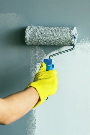 Satin vs Semi-Gloss: How to KnowWhich Paint Finish is Best For Your Project Contractor Quotes, Satin Finish Paint, Glidden Paint, Semi Gloss Paint, Decorate Bedroom, Free Painting, Painting Contractors, Bedroom Walls, Interior Stairs