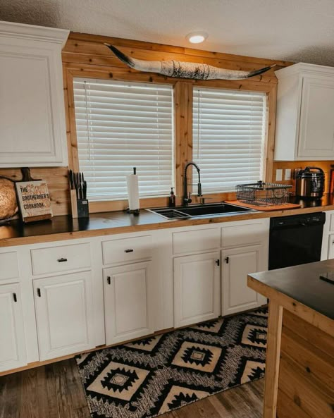 Western Small Kitchen Ideas, Kitchen Ideas Country Farmhouse, Western Home Remodel, Western Mobile Home, Trailer Home Kitchen, Trailer Kitchen Remodel Single Wide, Western Kitchen Ideas, Small House Kitchen, Distressed Kitchen Cabinets