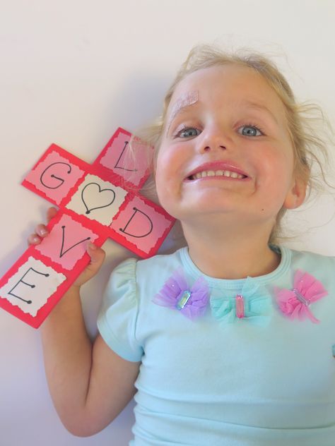 God’s Love Cross | Egglo Entertainment Easter Religious Crafts, Easter Crafts For Adults, Children's Church Crafts, Sunday School Crafts For Kids, Children Activities, Bible School Crafts, Preschool Valentines, Christian Crafts, Bible Crafts For Kids