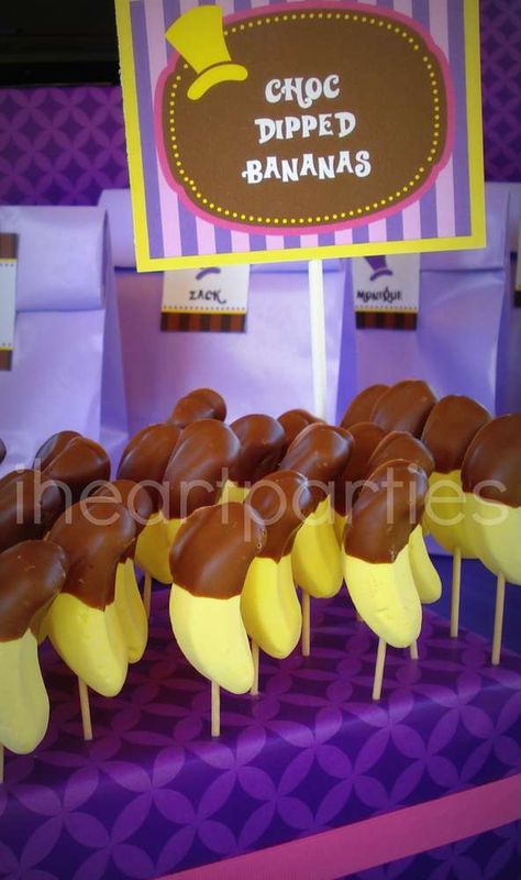 Wonka Food Ideas, Wonka Party Food, Willy Wonka Themed Food, Willy Wonka Food Ideas, Willy Wonka Party Food, Wonka Party Ideas, Chocolate Party Ideas, Wonka Birthday Party Ideas, Willy Wonka Birthday Party