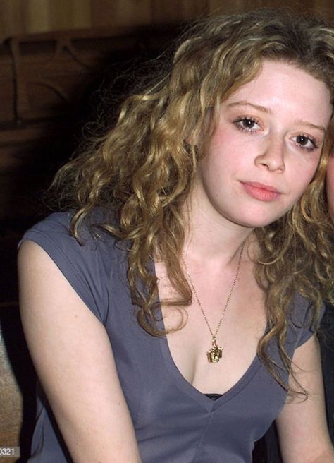 Natasha Lyonne 90s, Nicky Nichols, Chloë Sevigny, 2000s Girl, Shave My Head, Natasha Lyonne, Chloe Sevigny, Christina Ricci, Orange Is The New Black