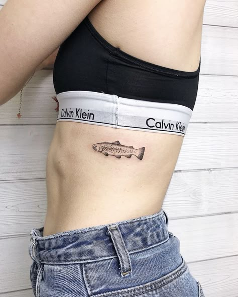 Salmon Tattoo, Trout Tattoo, Fishing Tattoo, Tat Inspiration, Side Thigh Tattoos, Hunting Tattoos, Minimal Tattoo Design, Doodle Tattoo, Greek Tattoos