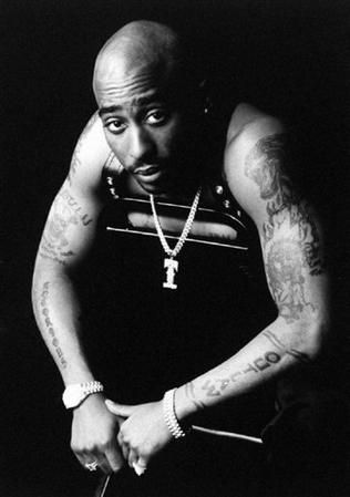 Tupac <3 Tupac Changes, Tupac Birthday, Tupac Movie, Mv Bill, Tupac Photos, Tupac Makaveli, Tupac Wallpaper, Cr7 Vs Messi, Tupac Quotes