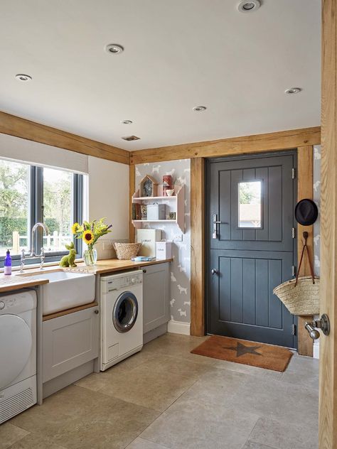 The Truscott's - Country - Utility Room - Other - by Welsh Oak Frame | Houzz UK Utility Room Ideas, Room Makeover On A Budget, Budget Decorating Ideas, Boot Room Utility, Small Utility Room, Utility Room Designs, Oak Frame House, Small Laundry Room Makeover, Room Extensions