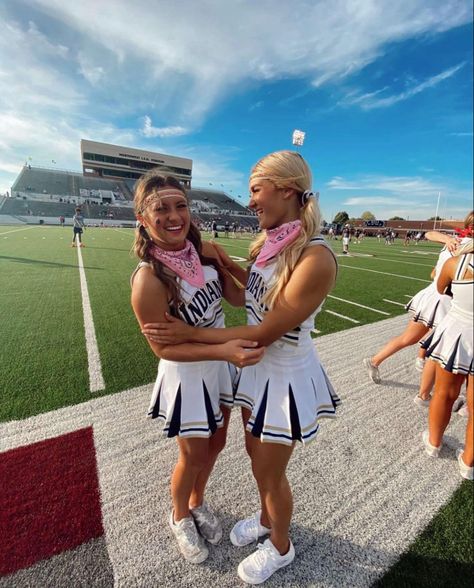 Pleated Cheer Uniforms, Cheerleader Uniforms, Cheer Uniforms, Cute Cheerleaders, Cheer Girl, Cheerleading Outfits, Football Season, Cheerleading, Pleated Skirt