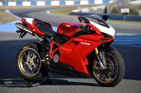 Ducati 1098s, Ducati 1198, Ducati 1098, Ducati 996, Airbrushed Helmets, Bike Garage, Ducati Motorcycle, Motorcycle Images, Ducati 848