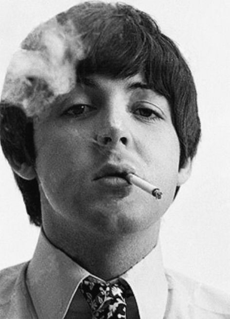 Young Paul McCartney Smoking a... is listed (or ranked) 3 on the list 28 Pictures of Young Paul McCartney Paul Mccartney Quotes, Paul Mccartney Beatles, Beatles Photos, Beatles Pictures, Ukulele Tabs, Sir Paul, Vince Lombardi, King Of Pop, The Fab Four