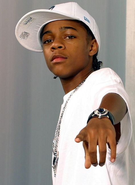 Lil Bow Wow 90s, Bowwow Rapper, Mens Braided Hairstyles, Calvin Cambridge, 2000s Rap Aesthetic, Shad Moss, Lil Bow Wow, Best Braid Styles, Braided Beard