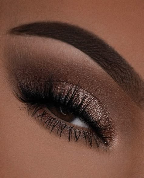 False Lashes For Almond Eyes, Wedding Makeup For Brown Eyes Glitter, Cute Brown Makeup Looks, Makeup Brown Hooded Eyes, Prom Smokey Eye, Makeup For Deep Set Eyes, Party Makeup Brown Eyes, Eye Makeup Inspiration, Eye Makeup Dramatic