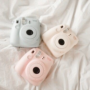 once upon a time... Polaroid Camera Pictures, Polaroid Camera Case, Polaroid Instax Mini, Polaroid Cameras, Polaroid Instax, Instax Mini Camera, Polaroid Photography, Instax Camera, Photo Polaroid