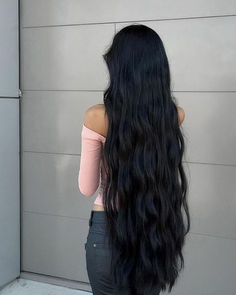 Wavy Bangs, Styles For Long Hair, Black Wavy Hair, Black Hair Aesthetic, Long Shiny Hair, Jet Black Hair, Long Hair Pictures, Really Long Hair, Black Curly Hair