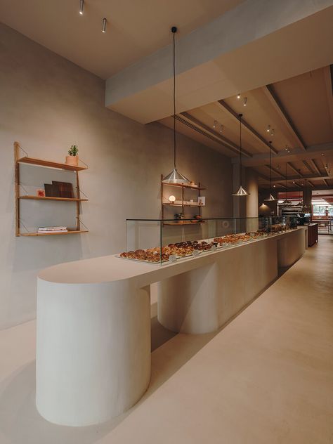 isern serra curates terracotta 'origo' café for historic barcelona Café Interior, Greece Architecture, Bread Display, Concrete Light, Food Retail, Concrete Facade, Cool Places, Cafe Shop Design, Coffee Shop Aesthetic