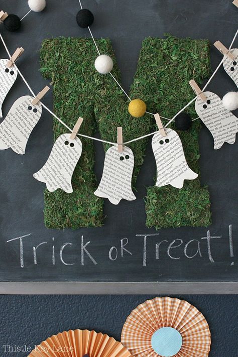 Simple Ghost, Ghost Garland, Diy Ghost, Garland Halloween, Ghost Diy, Adornos Halloween, Halloween Garland, Halloween Tattoo, Halloween 20