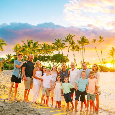 I love getting to capture extended families! There's something special about capturing multiple generations together, and the laughter that comes with it. If you're planning a Hawaii vacation for Thanksgiving or Christmas with your extended family, I'd love to help preserve those memories. From grandparents to tiny tots, let's get everyone together for a photo session! Book soon, as spots fill up quickly during the holidays! Contact me to reserve your session. . . . . . . . . . . . . . . .... Extended Family, Hawaii Vacation, Photo Session, Family Vacation, Something Special, Photo Sessions, A Photo, Hawaii, Thanksgiving