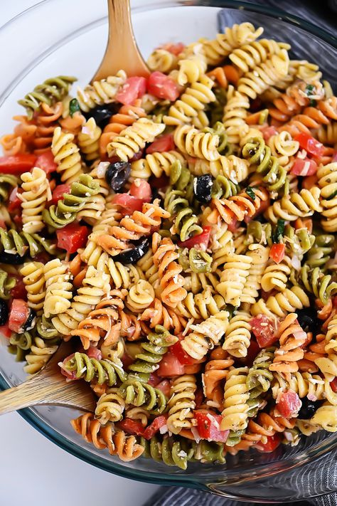 Wedding Pasta Salad, Suddenly Salad Recipe Add Ins, Colored Pasta Salad, Tri Colored Pasta Salad, Tricolor Pasta Salad, Pasta Salad Pesto, Color Pasta Salad, California Pasta, Picnic Pasta