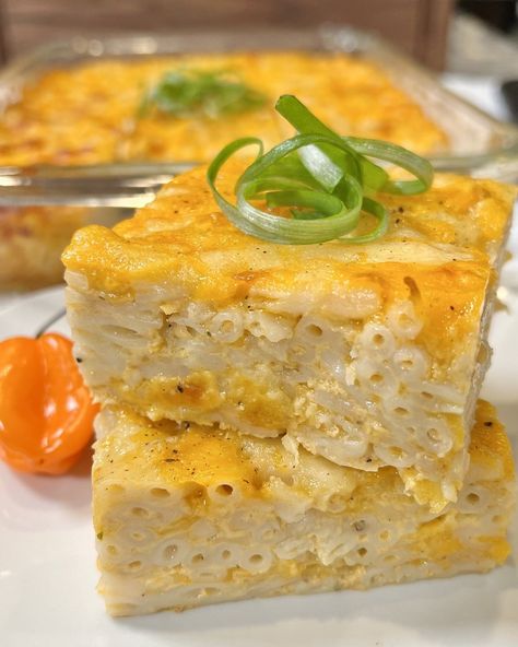 Caribbean Macaroni Pie — @chefmikehard Recipes! Trinidad Macaroni Pie Recipe, Caribbean Macaroni Pie Recipe, Bajan Macaroni Pie Recipe, Bajan Macaroni Pie, Macaroni Pie Recipe, Macaroni Pie, Cheese Powder, Buttered Noodles, Colby Jack Cheese