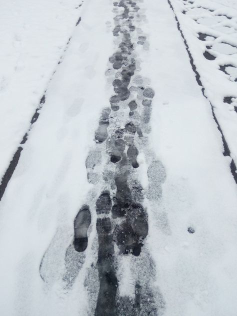 The Fear Natasha Preston, Snow Footprints, Angel By The Wings, Running In The Snow, Footprints In The Snow, Running In Snow, Snow Trails, Snow Texture, Nyc Holidays