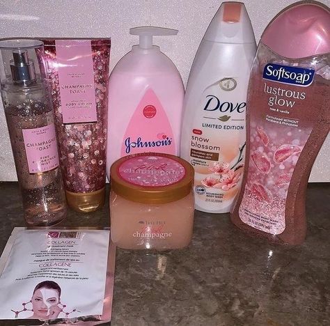 Pamper Skin, Maquillage On Fleek, Body Hygiene, Bath And Body Works Perfume, Shower Skin Care, Body Smells, Pretty Skin Care, Bath And Body Care, Body Care Routine