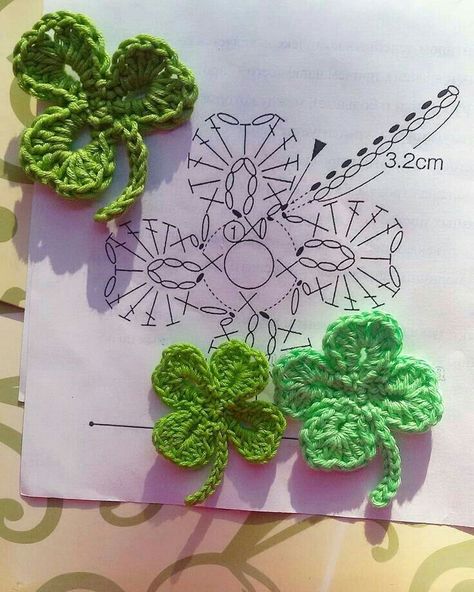 Pola Amigurumi, Crochet Plant, Crochet And Knitting, Crochet Leaves, Crochet Flower Tutorial, Crochet Motifs, Crochet Flower Patterns, Crochet Diagram, Crochet Applique