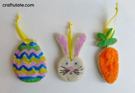 Quick Salt Dough Easter Ornaments Easter Crafts For Children, Hand Print Wall, Salt Dough Easter, Salt Dough Crafts, Easter Craft Projects, Family Tree Art, Fun Easter Crafts, Holiday Activities For Kids, Some Bunny Loves You