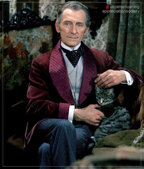 Grand Moff Tarkin, 1970s Horror, Hammer Horror Films, Peter Cushing, Hammer Horror, Hammer Films, Star Wars 1977, Christopher Lee, Saint Peter