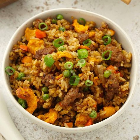 Easy Beef Fried Rice Recipe With Stew Meat, Meat Fried Rice, Beef Fried Rice Recipe, Rice Receipes, Vegetarian Stir Fry Sauce, Spaghetti With Ground Beef, Beef Fried Rice, Vegetarian Stir Fry, Fried Rice Recipe Easy