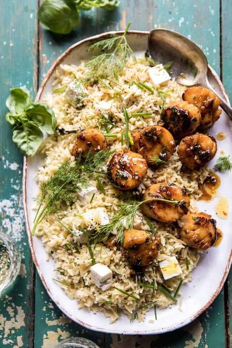 20 Minute Honey Garlic Butter Scallops and Orzo | halfbakedharvest.com #quick #easy #spring #recipes Scallops And Orzo, Garlic Butter Scallops, Cook Scallops, Easy Scallop Recipes, Butter Scallops, Half Baked Harvest Recipes, How To Cook Scallops, Summer Seafood Recipes, Scallop Recipes