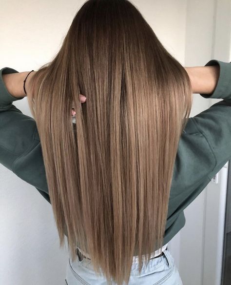 Baby Lights Caramelo, Hair Dye Tutorial, V Cut Hair, Straight Hair Highlights, Balayage Straight Hair, Brown Hair Looks, Dyed Blonde Hair, Gorgeous Hair Color, Highlights Brown Hair