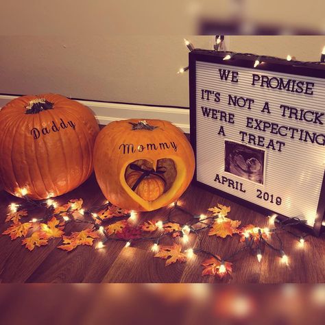 October Pregnancy Announcement, Pumpkin Baby Announcement, Pumpkin Pregnancy Announcement, Halloween Baby Announcement, Family Baby Announcement, Creative Baby Announcements, Pregnancy Announcement Pictures, Fall Baby Announcement, Unique Pregnancy Announcement