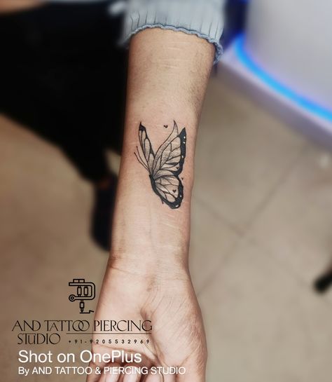 #tattoo #tattooidea #butterfly #butterflytattoo #tattooideasforgirl #womentattoo #girltattoo #cutetattoo #handtattoo #wristtattoo Butterfly Tattoo Scar Cover, Small Scar Cover Up Tattoo, Butterfly Scar Tattoo, Scar Tatoos Cover Up, Scars Cover Up Tattoo, Butterfly Tattoo Over Scar, Scar Covering Tattoos, Scar Tattoo Cover Up, Tattoo For Scars